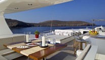 Yacht SANJANA -  Sundeck 2